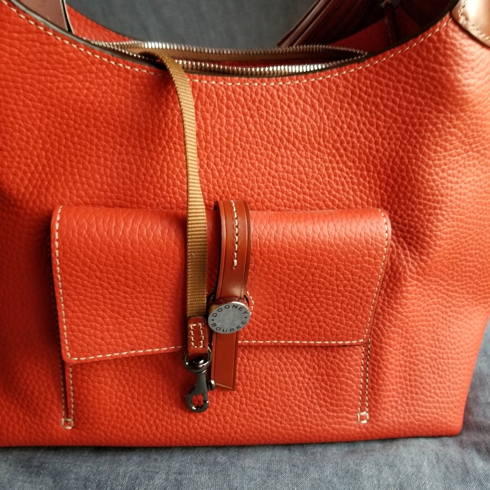 Dooney & Bourke Persimmon leather shoulder bag - Picture 9 of 15